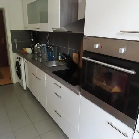 95Qm Erdgeschosswohnung Im Villenviertel Vollausgestattet Mit Kamin, Balkon Und Garten - Wlan Gratis Wilhelmshaven Exterior photo
